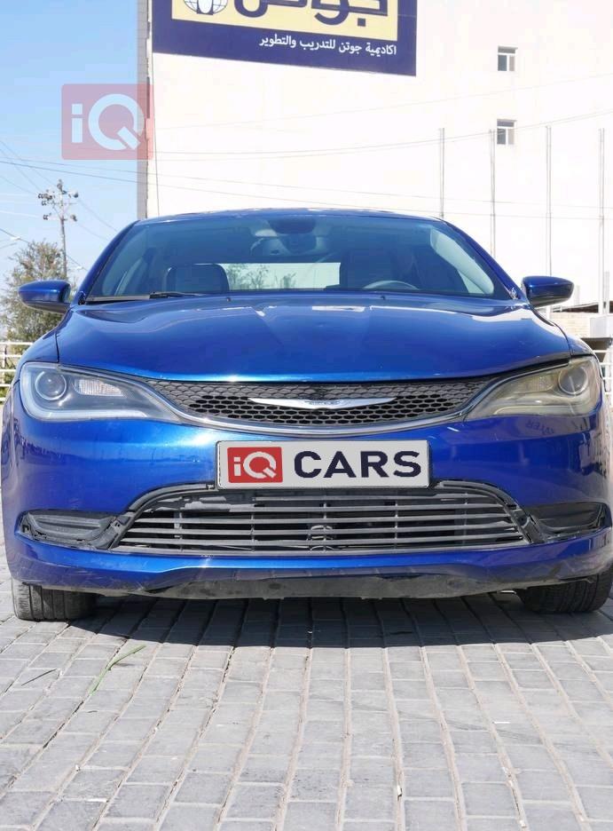 Chrysler 200